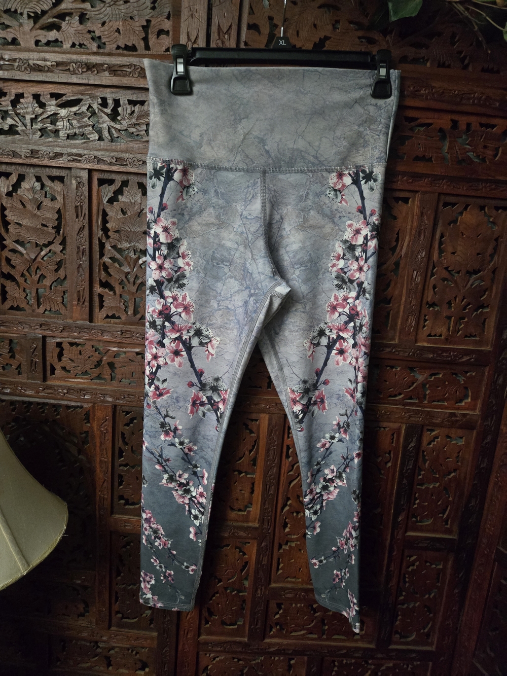 Evolution and Creation Gray Floral Leggings